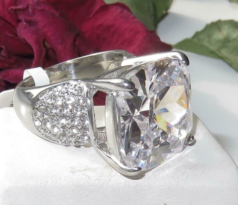 Jewellery Kingdom Ladies Cocktail Cushion Cut Big 1.7 Carat Stainless Steel Statement Ring - Jewelry Rings - British D'sire