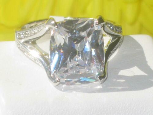 Jewellery Kingdom Ladies Cubic Zirconia Cushion Cut Sparkling Ring (Sterling Silver) - Jewelry Rings - British D'sire Main image