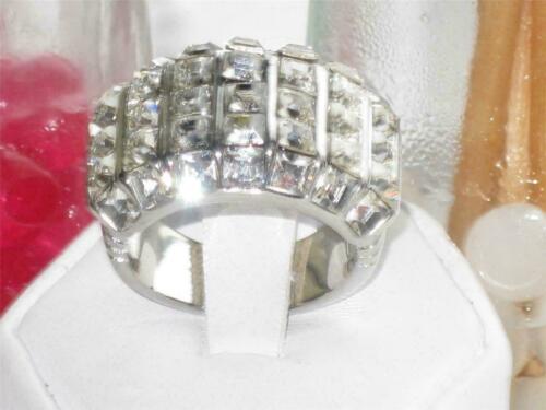 Jewellery Kingdom Ladies Cubic Zirconia Princess Square Cut Stainless Steel Ring (Silver) Secondary image