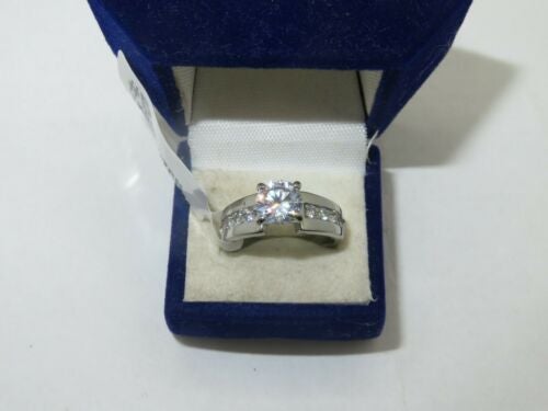 Jewellery Kingdom Ladies Cubic Zirconia Solitaire Accents Engagement Stainless Steel Ring (Silver) - Jewelry Rings - British D'sire