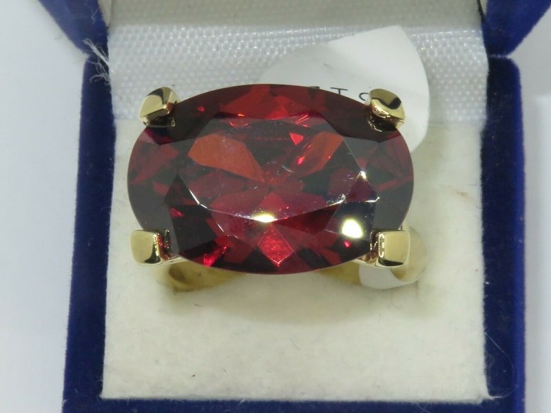 Jewellery Kingdom Ladies Gold Garnet 18kt Solitaire 8 Carat Cocktail Sparkling Ring (Red) - Jewelry Rings - British D'sire