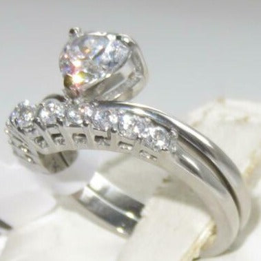 Jewellery Kingdom Ladies Heart Wedding Engagement Band Set 2pcs Stainless Steel Ring (Silver) - Rings - British D'sire Main image