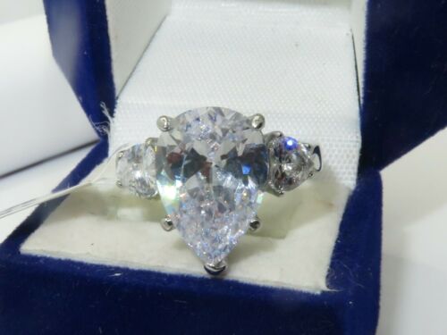 Jewellery Kingdom Ladies Pear Three Stone Cz Stainless Steel 4carat Realistic Ring (Silver) - Jewelry Rings - British D'sire Main image