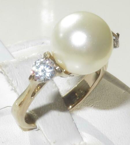 Jewellery Kingdom Ladies Pearl Three Stone Cz Cream 18kt Steel Dress Pretty Ring (Gold) - Jewelry Rings - British D'sire