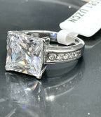 Jewellery Kingdom Ladies Princess Cut Square Cubic Zirconia Stainless Steel 3 Carat Ring (Silver) - Jewelry Rings - British D'sire
