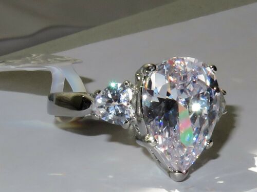 Jewellery Kingdom Ladies Realistic Pear Three Stone Stainless Steel 4K Ring (Silver) - Rings - British D'sire