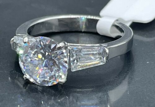 Jewellery Kingdom Ladies Silver Ring Three Stone Simulated Diamonds Stainless Steel Engagement - Jewelry Rings - British D'sire