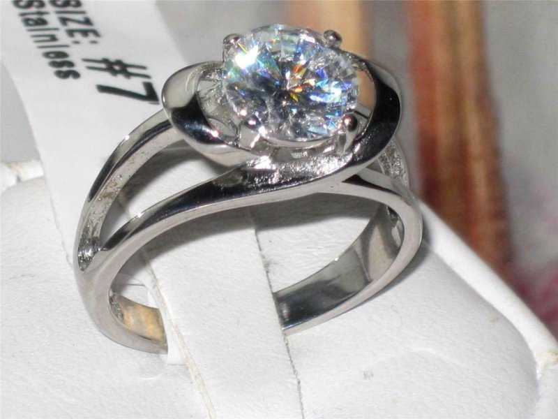 Jewellery Kingdom Ladies Solitaire Stainless Steel Cz Swirl Setting Ring - Jewelry Rings - British D'sire