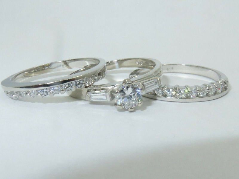 Jewellery Kingdom Ladies Sterling Silver Engagement Wedding Bands 3pcs Solitaire Ring Set - Jewelry Rings - British D'sire Main image