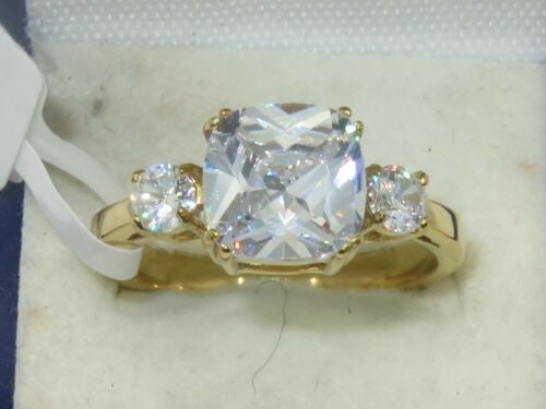 Jewellery Kingdom Ladies Three Cushion Cut 4K Ring (Gold) - Rings - British D'sire