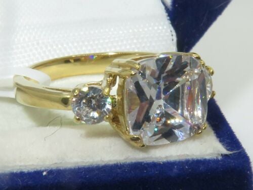 Jewellery Kingdom Ladies Three Cushion Cut 4K Ring (Gold) - Rings - British D'sire Main image