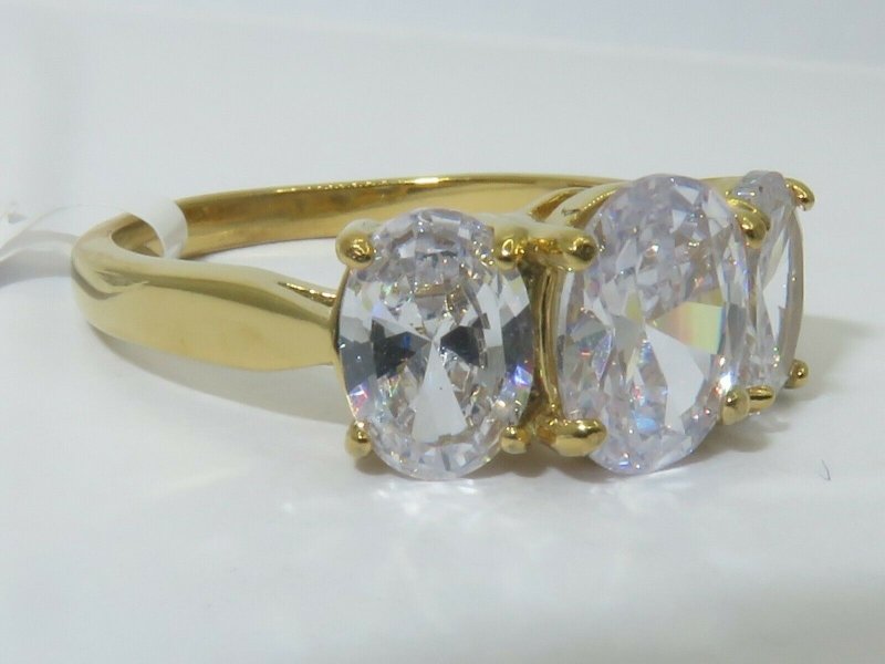 Jewellery Kingdom Ladies Three Stone CZ Past Present Future Anniversary Gold Ring Secondary image