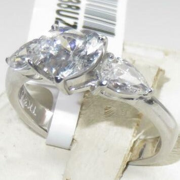 Jewellery Kingdom Ladies Three Stone Heart Pear 3 Carat Stainless Steel Cubic Zirconia New Ring (Clear) - Jewelry Rings - British D'sire