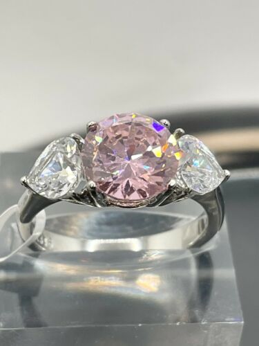 Jewellery Kingdom Ladies Three Stone Sapphire Silver Stainless Steel Anniversary Ring (Pink) Secondary image