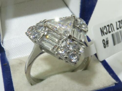 Jewellery Kingdom Ladies Triangle Trillion 4k Stainless Steel Ring (Silver) - Jewelry Rings - British D'sire