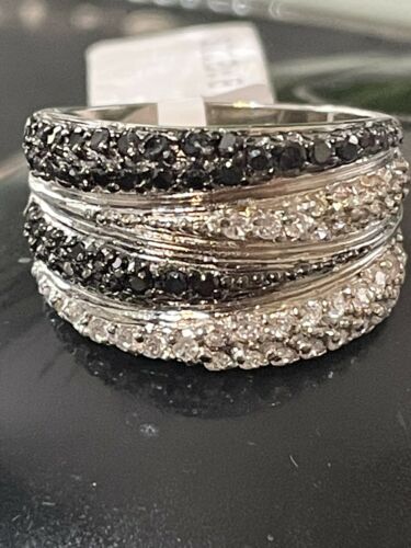 Jewellery Kingdom Ladies White Sterling Silver Band Jet Ring (Black) - Jewelry Rings - British D'sire