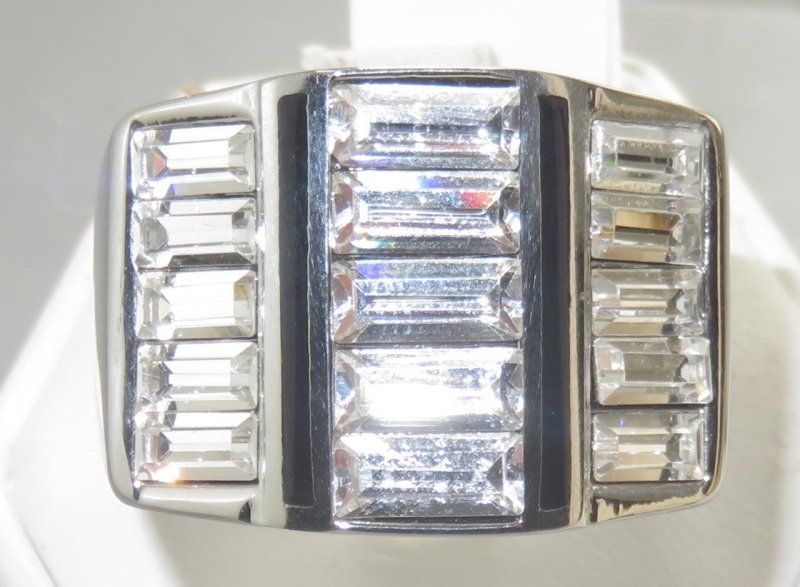 Jewellery Kingdom Mens Cz Signet Emerald Cut Stainless Steel Super Sparkling Ring (Silver) Secondary image