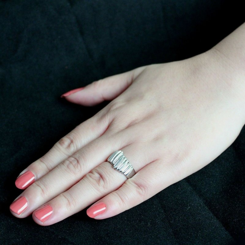 Jewellery Kingdom No Stone Stainless Steel Highly Polished Elegant Ladies Silver Ring Band - Jewelry Rings - British D'sire