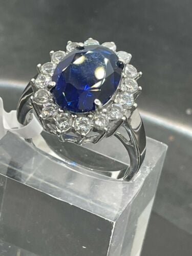 Jewellery Kingdom Princess Diana Oval Dress Middleton Cubic Zirconia Sapphire Ring (Silver& Blue) - Rings - British D'sire