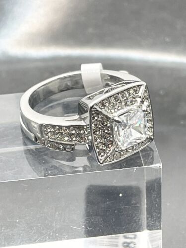 Jewellery Kingdom Princess Engagement Wedding Band Cubic Zirconia Ring Set (Silver) - Jewelry Rings - British D'sire