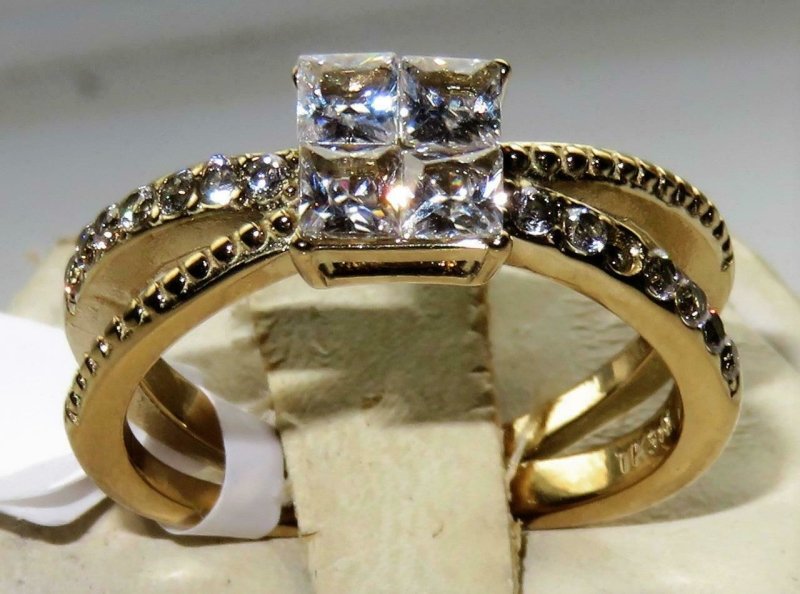 Jewellery Kingdom Princess Ladies Simulated Diamond 15ct Steel Crossover 18kt Ring (Gold) - Jewelry Rings - British D'sire Main image