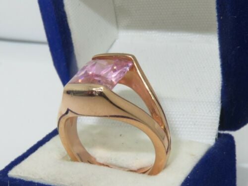 Jewellery Kingdom Sapphire Emerald Cubic Zirconia 3CT Sterling Silver Ladies Ring (Pink & Rose Gold) - Rings - British D'sire
