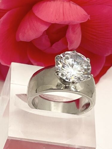 Jewellery Kingdom Solitaire Wide 6 CT Cubic Zirconia Stainless Steel Band Ladies Ring (Silver) - Rings - British D'sire
