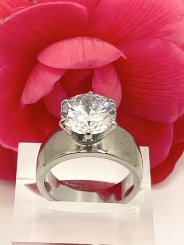 Jewellery Kingdom Solitaire Wide 6 CT Cubic Zirconia Stainless Steel Band Ladies Ring (Silver) - Rings - British D'sire