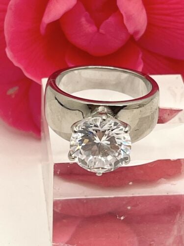 Jewellery Kingdom Solitaire Wide 6 CT Cubic Zirconia Stainless Steel Band Ladies Ring (Silver) - Rings - British D'sire