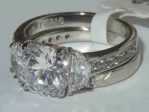 Jewellery Kingdom Wedding Engagement Band Cubic Zirconia Channel 2pcs Ring Set (Silver) - Engagement Rings - British D'sire