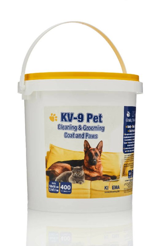 KIVEMA Daily Pet Wipes - Hypoallergenic Dog Wipes - Dog Grooming Wipes - Removes Dirt Buildup and Odor - Unscented - Cat and Dog Wipes for Paws and Butt - Cleaning Gloves & Cloths & Sets - British D'sire