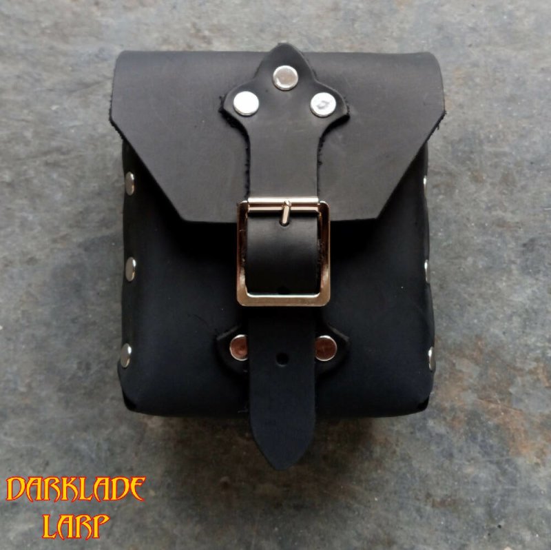 Darkblade Larp Leather Box Pouch Secondary image