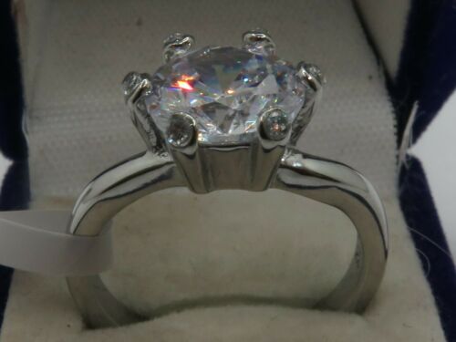 Jewellery Kingdom Solitaire Simulated Diamond Ladies Engagement Ring (Silver) - Jewelry Rings - British D'sire
