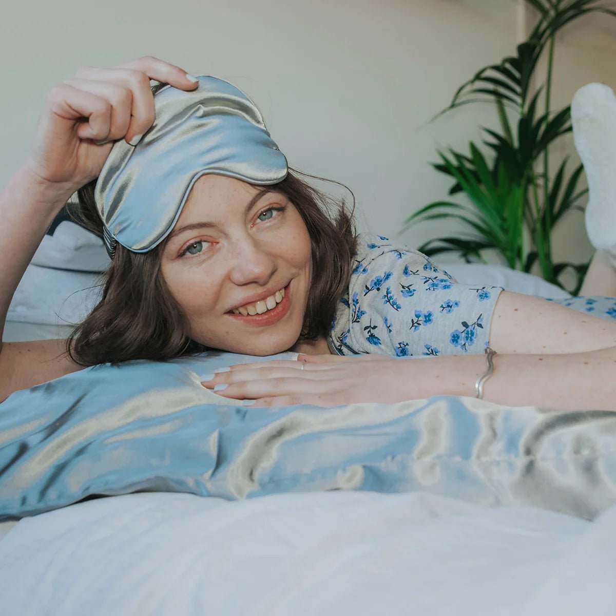 Smug Satin Pillowcase, Sleep Mask & Hair Scrunchie Set - Women's Headwear - British D'sire