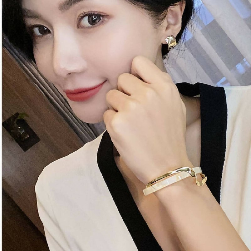 White Shell Plate Bracelet Curved Metal Hand Ornaments(SL02-80) - Bracelet - British D'sire